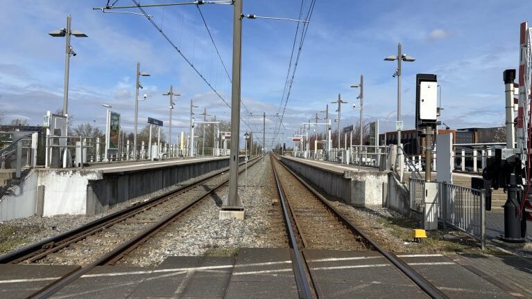 Nachtwerk aan metrostation Nootdorp om verzakking te herstellen