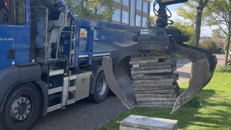 TegelTaxi weer beschikbaar voor vergroenen van tuinen in Leidschendam-Voorburg