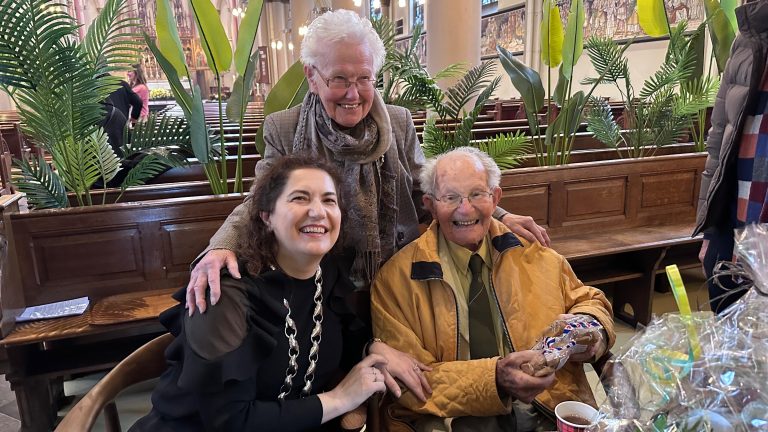 Oudste Rijswijker (105) in het zonnetje gezet tijdens Paasmis