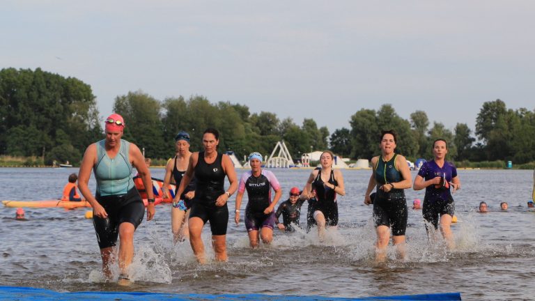 Vlietland maakt zich op voor Midzomertriathlon met 350 deelnemers