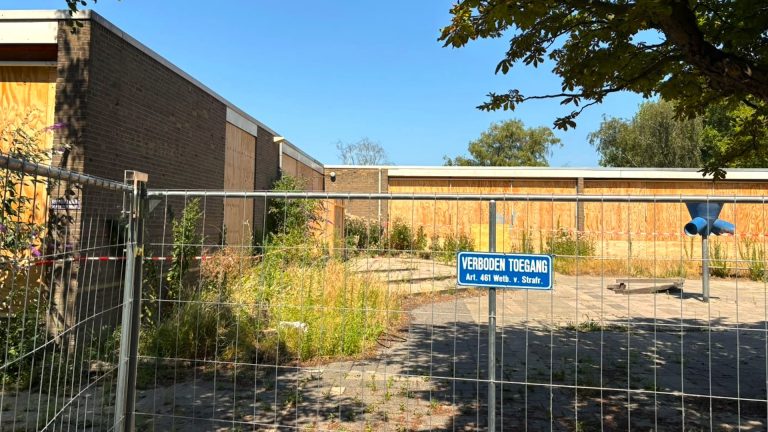 Leegstaand schoolgebouw aan Goudenregensingel verdwijnt: sloop gepland voor oktober