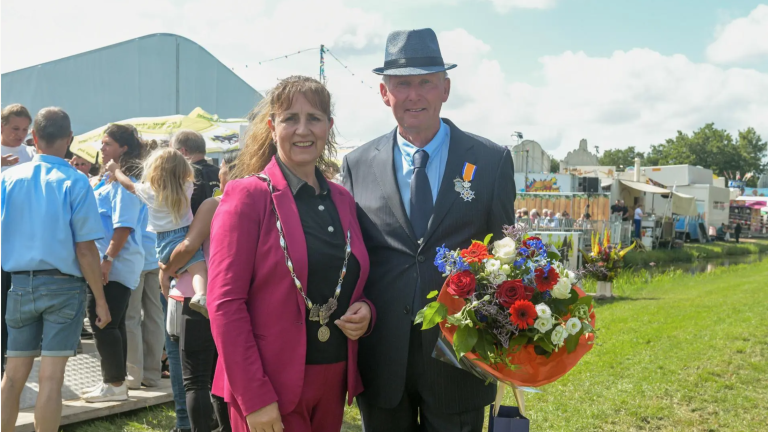 Theo van den Bosch bedankt voor vijftig jaar vrijwilligerswerk