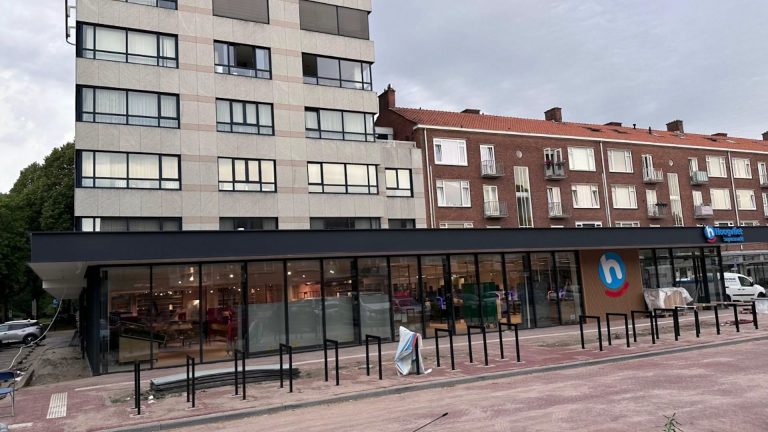 Geldmaat-automaat komt terug bij Hoogvliet aan Hendrik Ravesteijnplein