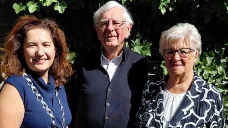 Rijswijks echtpaar Van der Woude 70 jaar getrouwd: 'Vertrouwen en respect zijn het geheim'