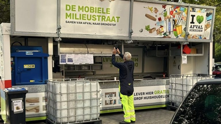 Mobiele milieustraat in de Rijswijkse wijken