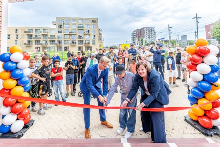 Nieuwe sportplek in WijCK officieel geopend