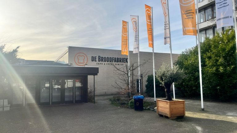 Neuzelbeurs keert terug naar Rijswijk met vintage, kleding en tweedehands koopjes