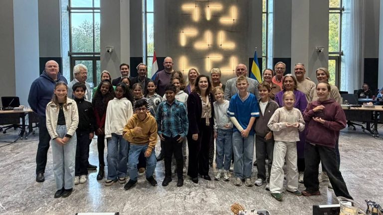 Kinderrechtenambassadeurs buigen zich over miljoenenplan voor de jeugd
