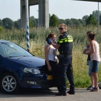 Auto van de weg gereden na ruzie op snelweg