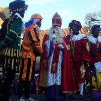 Intocht Sinterklaas en zijn Zwarte Pieten