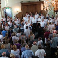 Gospelgroep Puur zingt in Dorpskerk Nootdorp