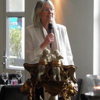 Burgemeester opent foto-expositie