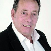 Optreden van Peter van der Hurk over heden, verleden en toekomst