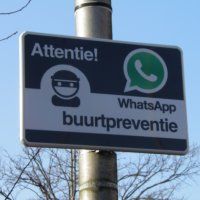 Burgemeester onthult eerste WhatsApp buurtpreventiebord
