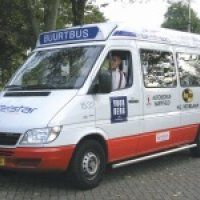 Leden vergaderen; buurtbus stopt eerder