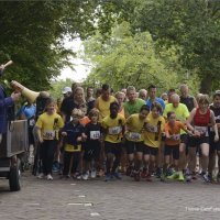 Wandelen en hardlopen op Familiedag Strandwalfestival