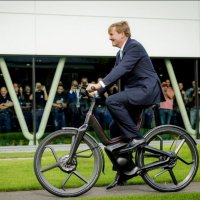 Inwoners RijswijkBuiten gaan E-bike rijden
