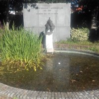 Kunstwerk Rembrandtkade verwaarloosd
