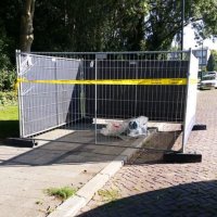 Poitie zoekt dumper asbestafval in Havenstraat