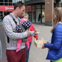 Rijswijk deelt in feestvreugde met geboortekoekjes