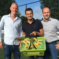 Bananenbox uitgereikt aan spelers Semper Altius
