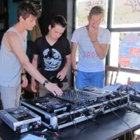 Workshop DJ-en voor kids bij Trias