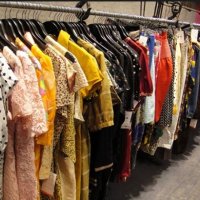 Deja Vu gaat ook kleding en sieraden verkopen