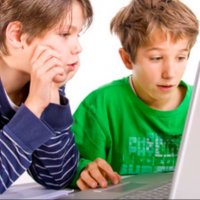 Computer voor kinderen van ouders met laag inkomen