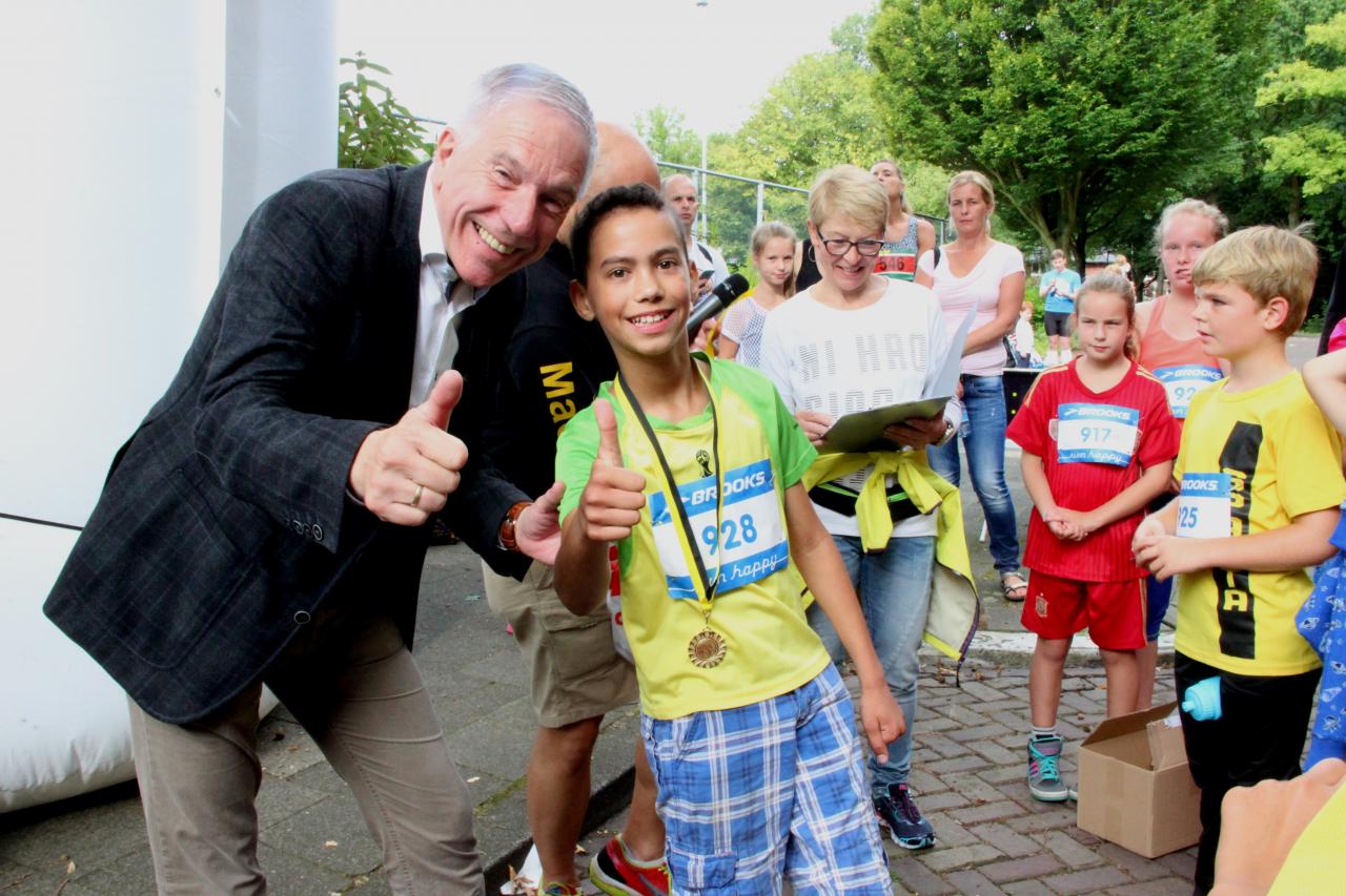 Nando wint junior Strandwalloop