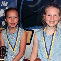 Ayla en Siwan winnen The Voice of Jeugdland