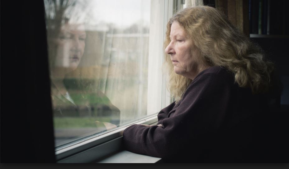 Eenzame ouderen leren zelfvertrouwen
