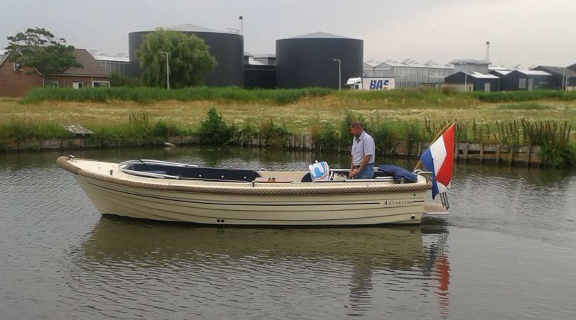 Gestolen sloep is terecht