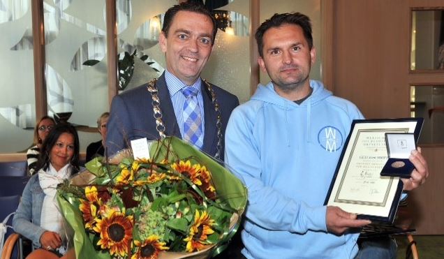 Jongen uit water Driespong gered door Zoran Kostiç