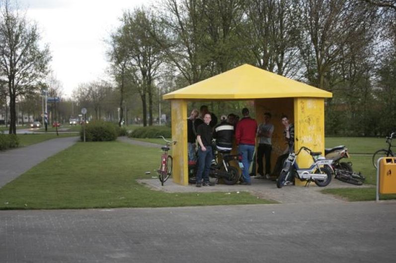 Bijna helft jongeren mist ontmoetingsplek in de buurt