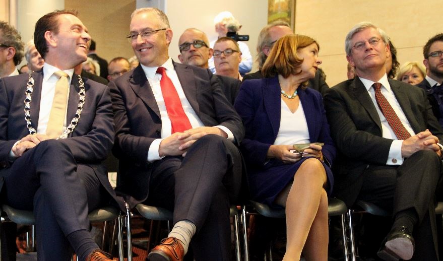 Vier burgemeesters ontmoeten elkaar