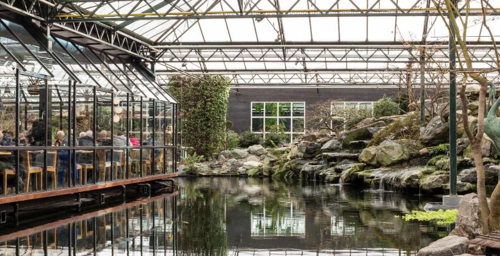 Watertuin bouwt ook vijf bowlingbanen