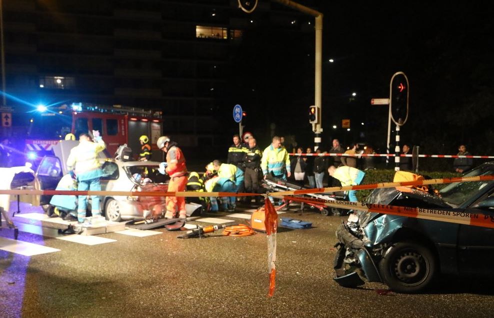 Zwaar ongeluk in Rijswijk met drie gewonden
