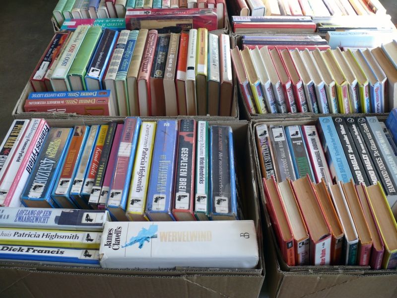 Afgeschreven boeken in de verkoop