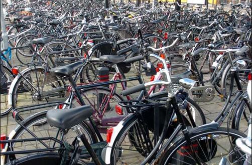 Fietsenstalling Station van 300 naar 1.000 fietsen