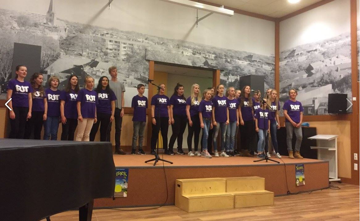 Bewoners Onderwatershof krijgen voorproefje Shrek 