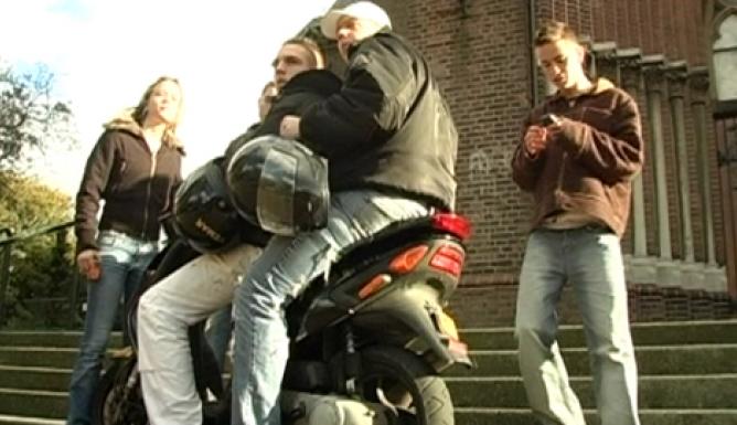 Gemeente treedt direct op tegen spijbelen