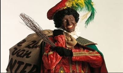 Zak van Zwarte Piet versieren