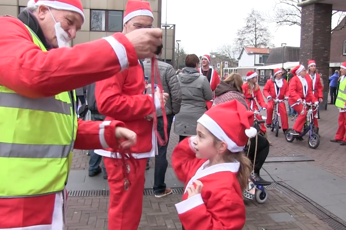 Santa Run levert 7750 euro op