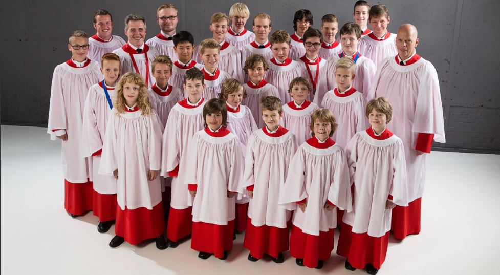 Roder Jongenskoor zingt in de Bonifatiuskerk