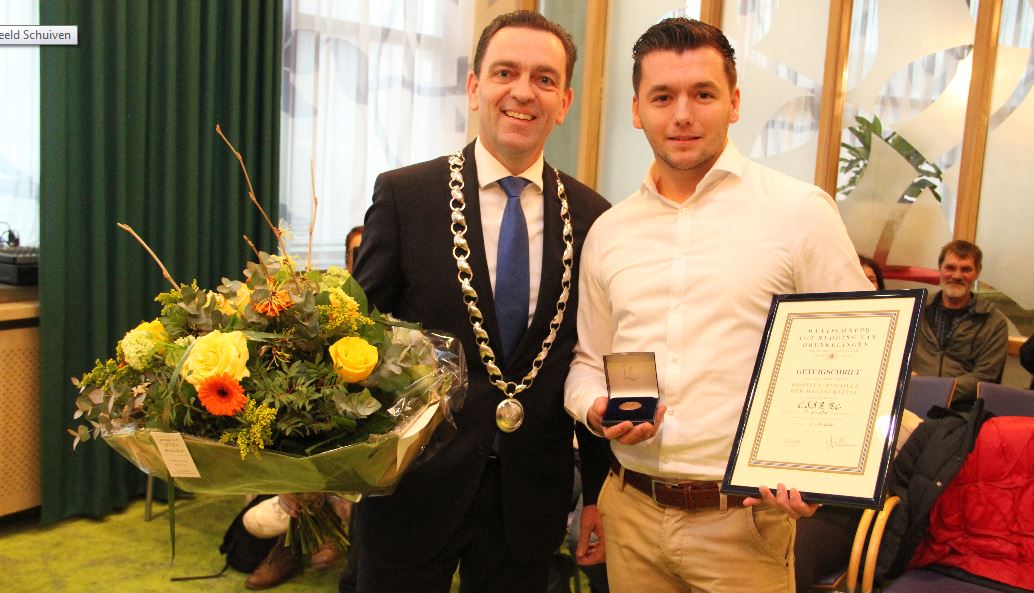 Bronzen medaille voor redder drenkeling