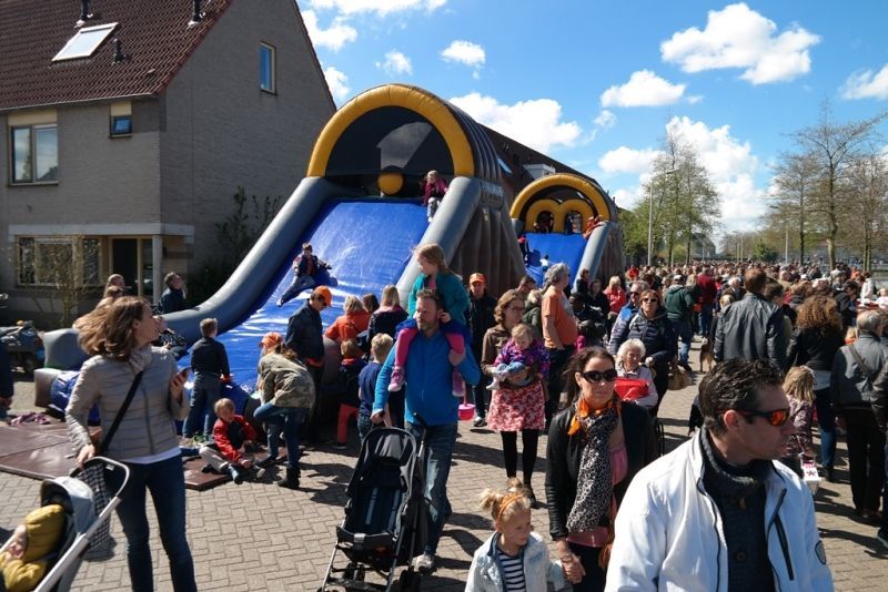 Oranjevereniging verkoopt donateurskaarten