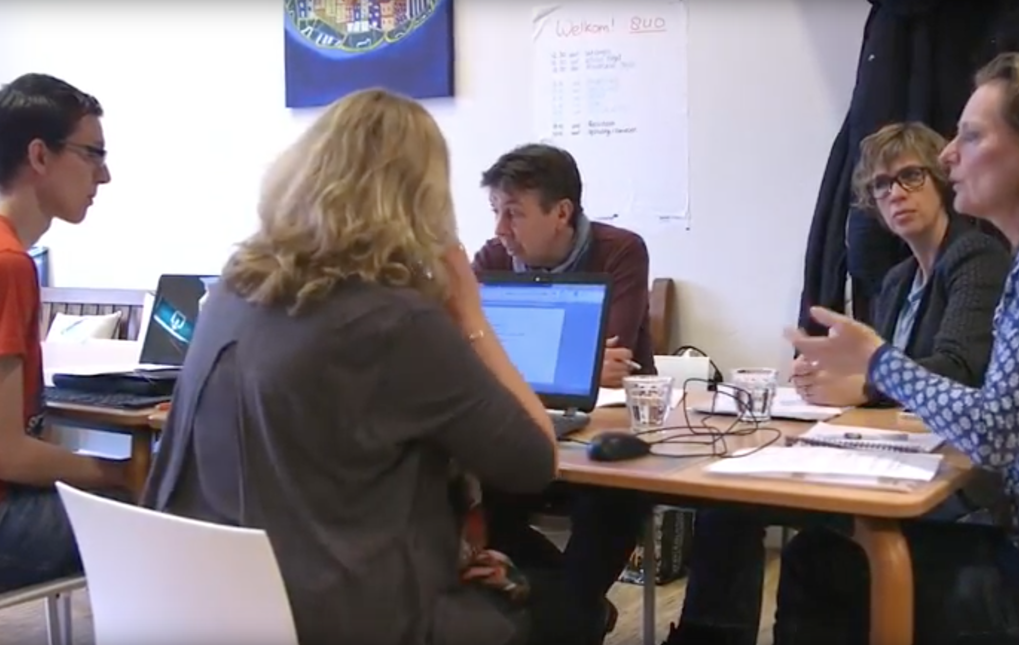 8 Uur Overwerken voor het goede doel