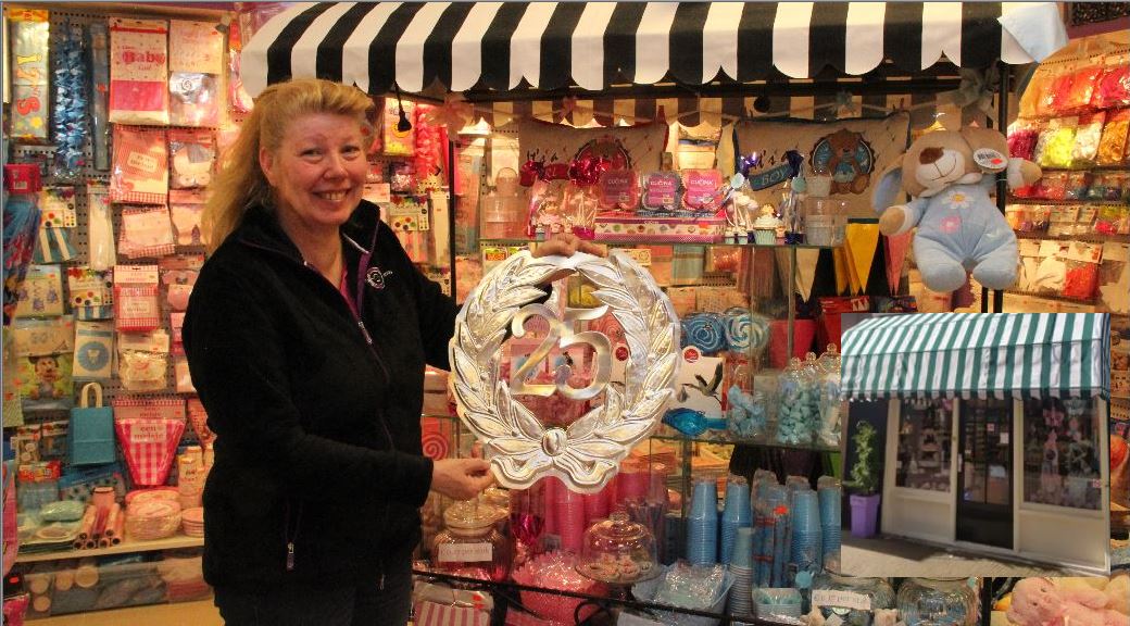 Petra viert 25 jarig jubileum Petit Merci