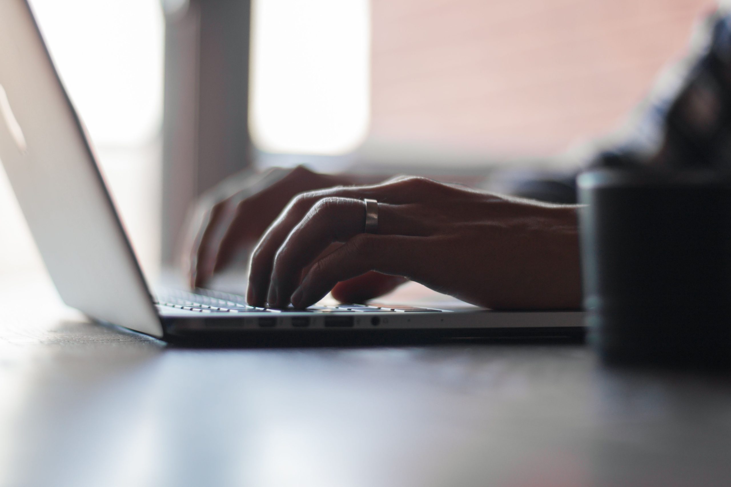 Communicatie met overheid gaat digitaal, maar hoe doe je dat? Communicatie met overheid gaat digitaal, maar hoe doe je dat?