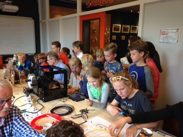 Bibliotheek laat kids weer kennismaken met programmeren
